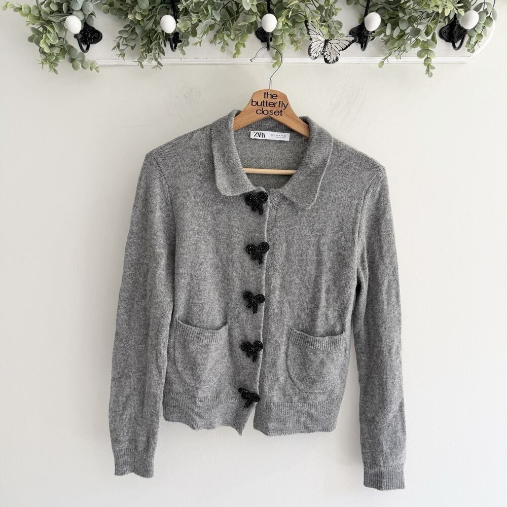 Zara Grey Sequined Bow Button Cardigan Small ef5762 preppy